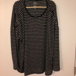 Maurices plus top sz 3